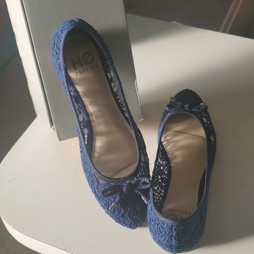 Never Worn Floral Design Flats